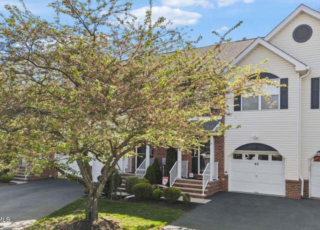 Property at 48 Heron Ct, Manalapan, NJ 07726, 2 beds, 2.5 baths