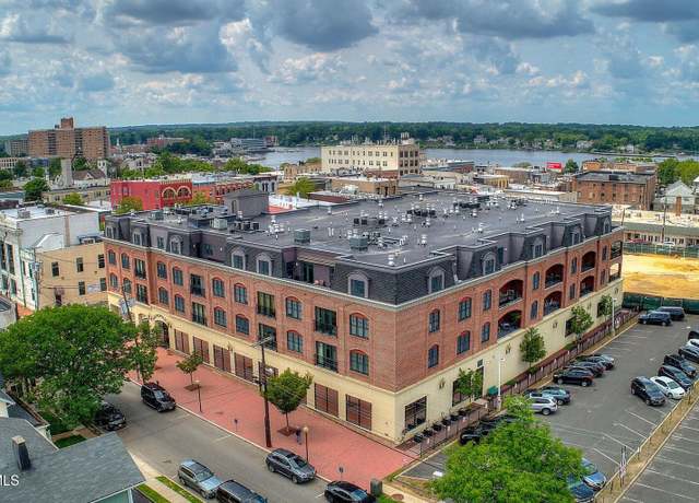 Property at 23 Wallace St #207, Red Bank, NJ 07701, 2 beds, 2.5 baths