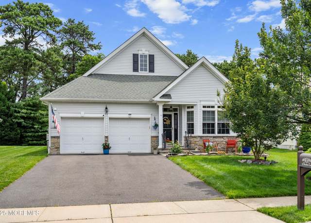 Property at 12 Rubin Ln, Ocean Twp, NJ 07712, 2 beds, 2 baths