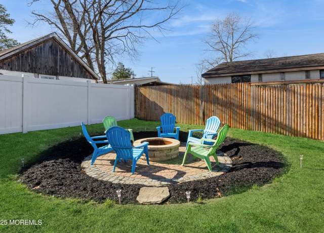 Property at 430 19th Ave, Brick, NJ 08724, 3 beds, 2 baths