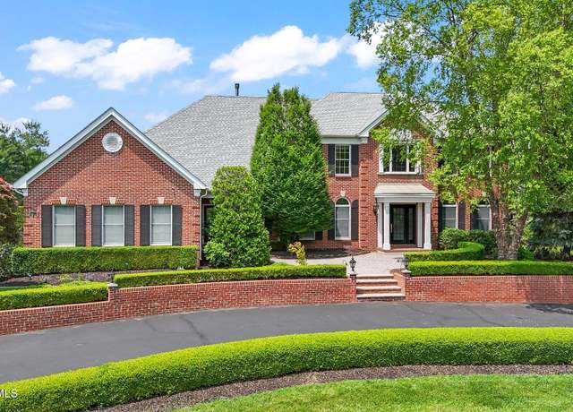 Property at 71 Diamond Ln, Freehold, NJ 07728, 4 beds, 5.5 baths