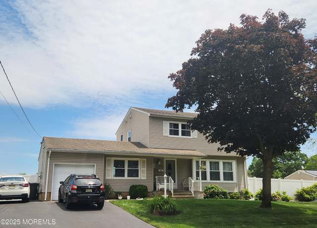Property at 153 Natick Trl, Brick, NJ 08724, 4 beds, 2 baths