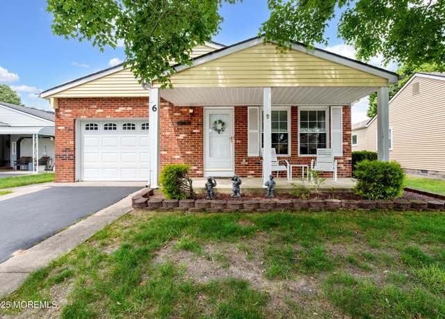 Property at 6 Manitoba Ct, Toms River, NJ 08757, 2 beds, 2 baths
