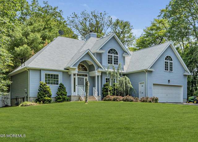 Property at 9 Rachel Ct, Jackson, NJ 08527, 3 beds, 2.5 baths