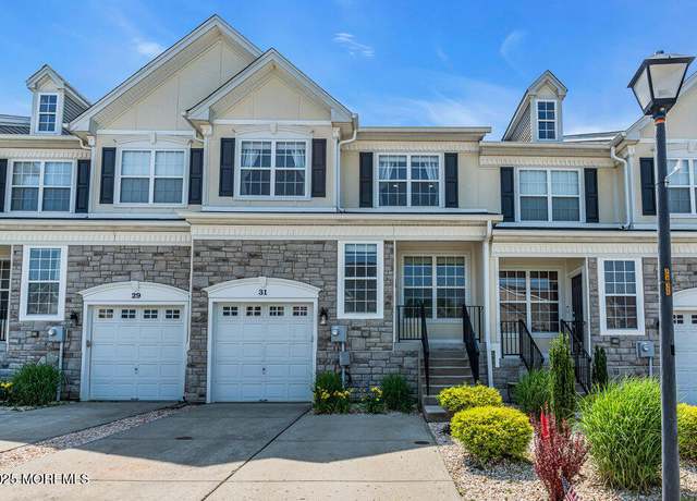 Property at 31 Brookfield Dr, Jackson, NJ 08527, 3 beds, 3.5 baths