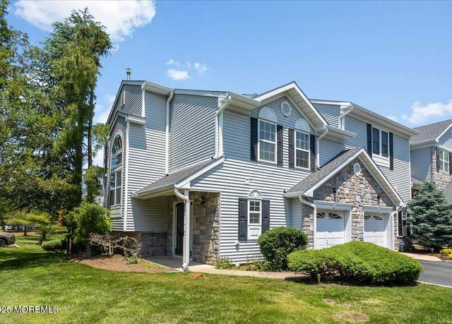 Property at 24 Hanna Ln #304, Laurence Harbor, NJ 08879, 3 beds, 2.5 baths