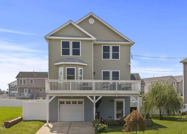 Property at 814 Brook Ave, Union Beach, NJ 07735, 3 beds, 2.5 baths