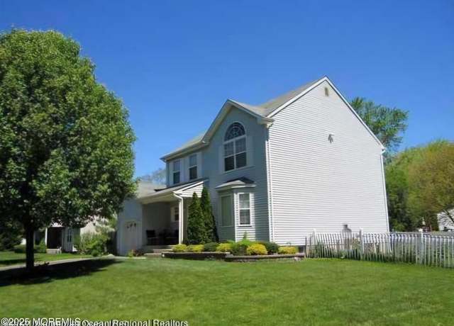 Property at 200 Iris Dr, Neptune Township, NJ 07753, 3 beds, 3.5 baths