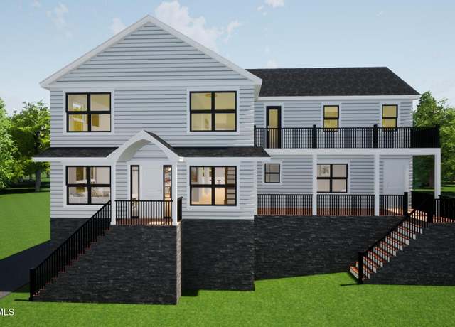 Property at 709 Howe St, Point Pleasant, NJ 08742, 6 beds, 3.5 baths