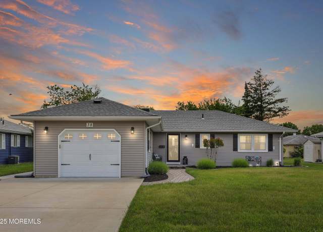 Property at 38 Saint David Dr, Toms River, NJ 08757, 2 beds, 2 baths