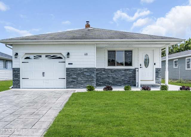 Property at 68 Scarborough Pl, Toms River, NJ 08757, 2 beds, 2 baths