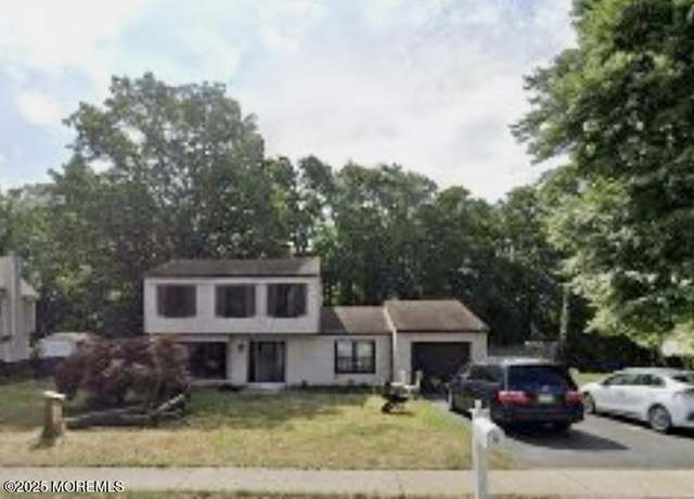Property at 4 Keith Ct, Jackson, NJ 08527, 3 beds, 2.5 baths