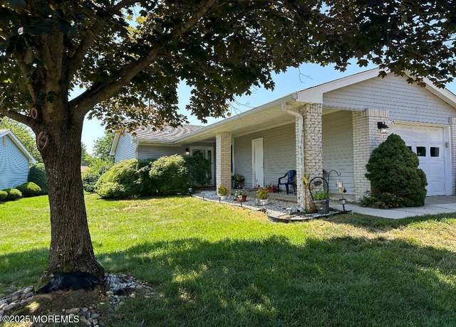 Property at 732 Ralston Plz Unit 732A, Monroe, NJ 08831, 2 beds, 2 baths