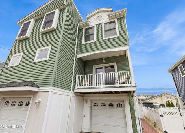 Property at 15 W 16th St Unit B, Long Beach Twp, NJ 08008, 3 beds, 2.5 baths