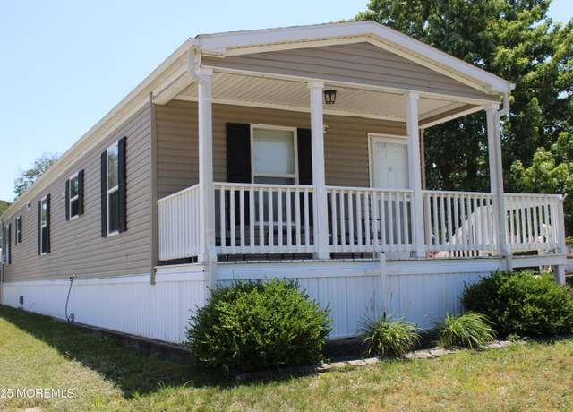 Property at 147 Woodchuck Pkwy, Whiting, NJ 08759, 2 beds, 2 baths