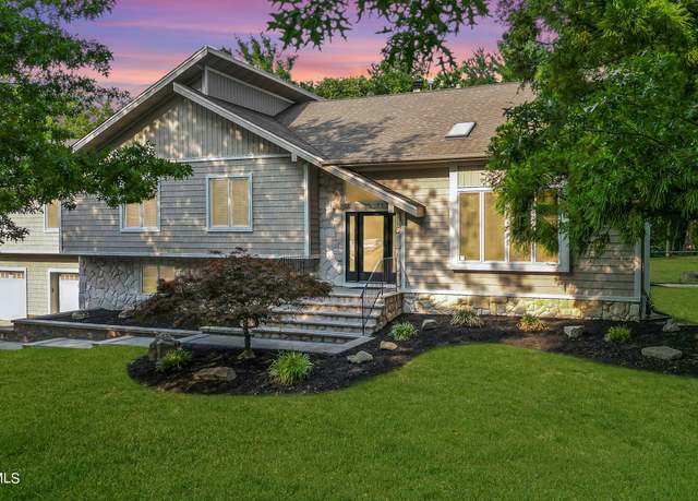 Property at 30 High Ridge Rd, Ocean Twp, NJ 07712, 6 beds, 3.5 baths