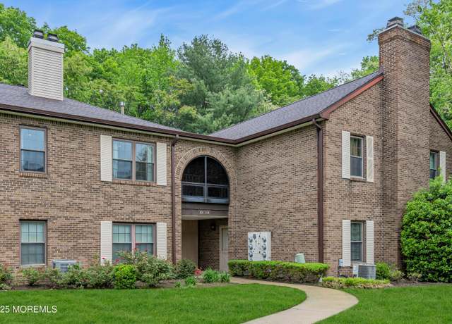 Property at 314 Wellington Pl, Aberdeen, NJ 07747, 2 beds, 1 bath
