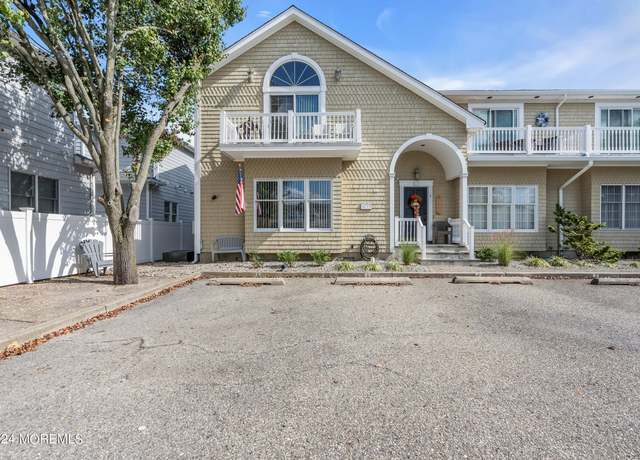 Property at 803 Grand Central Ave Unit P, Lavallette, NJ 08735, 3 beds, 2.5 baths