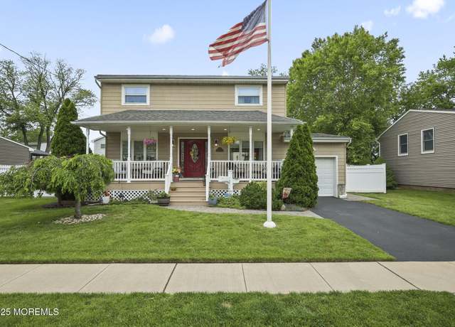 Property at 20 Dartmouth Dr, Hazlet, NJ 07730, 4 beds, 1.5 baths