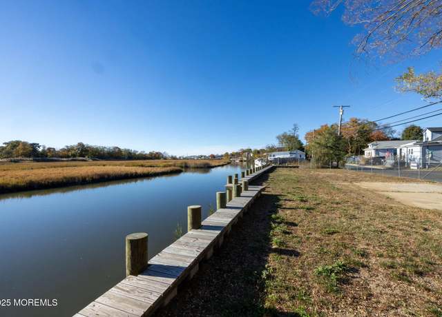 Property at 103 Creek Rd, Keansburg, NJ 07734