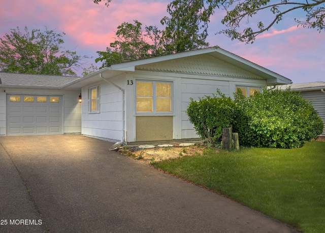 Property at 13 Brooke Rd, Brick, NJ 08724, 2 beds, 1 bath