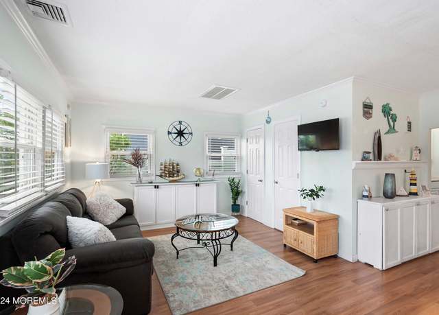 Property at 304 Bay Blvd, Seaside Heights, NJ 08751, 3 beds, 3 baths