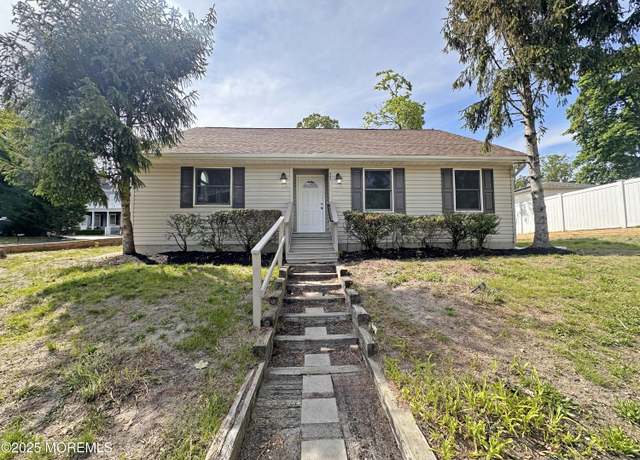 Property at 405 Old Bridge Rd, Brielle, NJ 08730, 4 beds, 2.5 baths