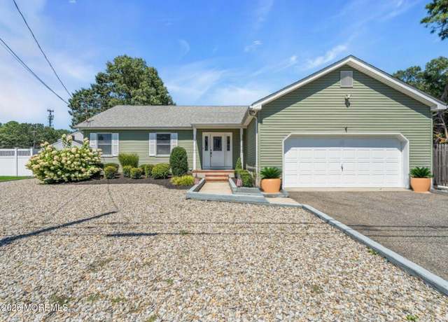 Property at 978 Linden Ave, Brick, NJ 08723, 4 beds, 3 baths