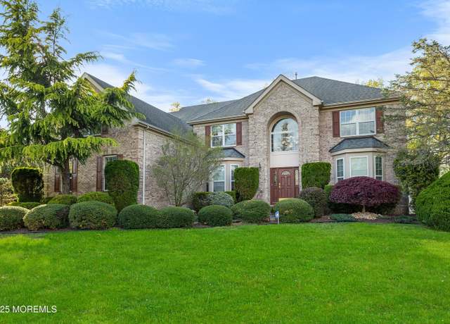 Property at 10 Emma Ln, Jackson, NJ 08527, 5 beds, 3.5 baths