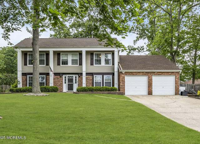 Property at 9 Asheville St, Toms River, NJ 08753, 4 beds, 2.5 baths