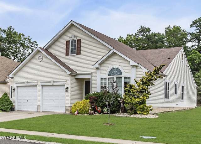 Property at 35 Kings North Rd, Jackson, NJ 08527, 2 beds, 2 baths