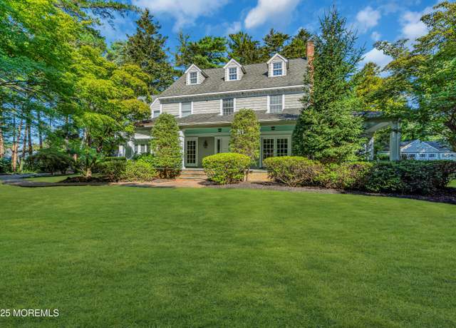 Property at 917 Riverview Dr, Brielle, NJ 08730, 5 beds, 4.5 baths