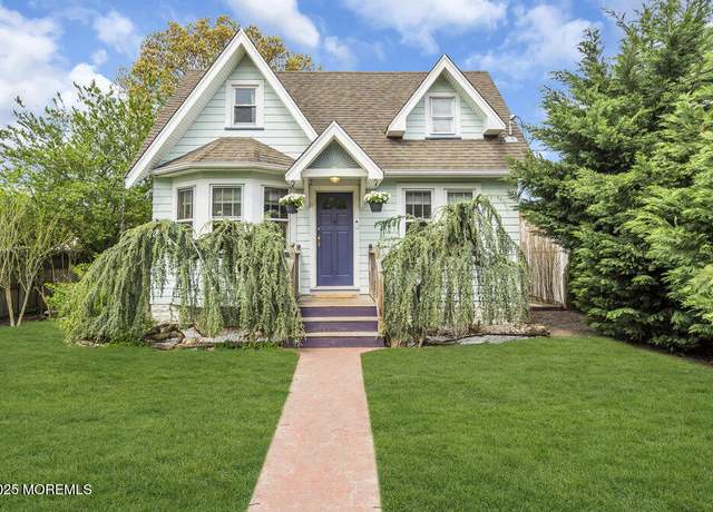 Property at 1115 Hollywood Blvd, Point Pleasant, NJ 08742, 4 beds, 2 baths