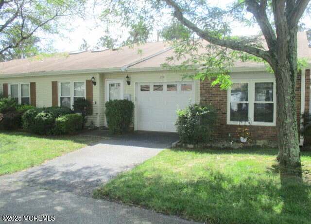 Property at 294 Marni Ln, Lakewood, NJ 08701, 2 beds, 2 baths