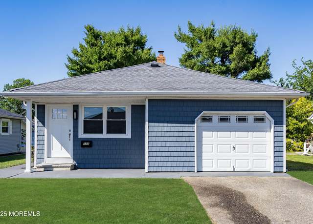 Property at 138 Barbuda St, Toms River, NJ 08757, 2 beds, 1 bath