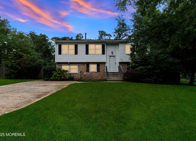 Property at 424 River Ter, Toms River, NJ 08755, 4 beds, 2 baths