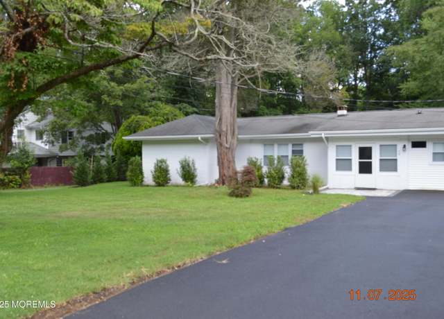 Property at 14 Homestead Ln, Roosevelt, NJ 08555, 4 beds, 2 baths