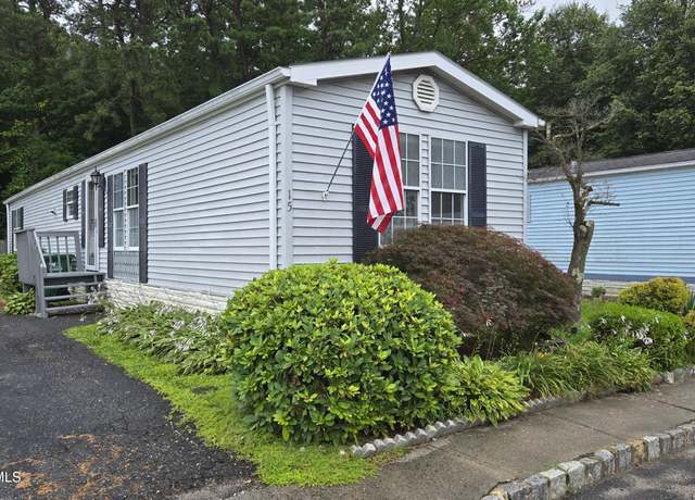 Property at 15 Citation St, Howell, NJ 07731, 2 beds, 1 bath