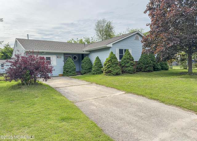 Property at 113 Boulder Lake Dr, Little Egg Harbor, NJ 08087, 3 beds, 1 bath