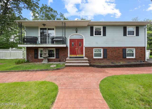 Property at 117 Greymoor Rd, Howell, NJ 07731, 4 beds, 2 baths