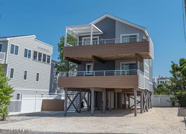 Property at 105 E Indiana Ave, Long Beach Twp, NJ 08008, 4 beds, 2.5 baths