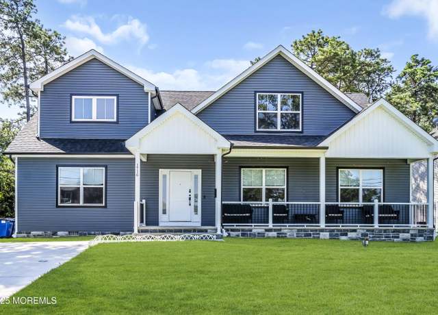 Property at 1716 10th Ave, Toms River, NJ 08757, 4 beds, 3 baths