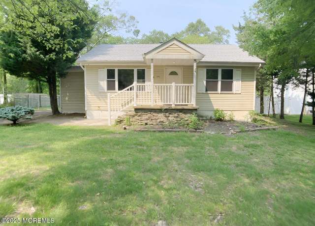 Property at 273 Stuart St, Howell, NJ 07731, 3 beds, 2 baths