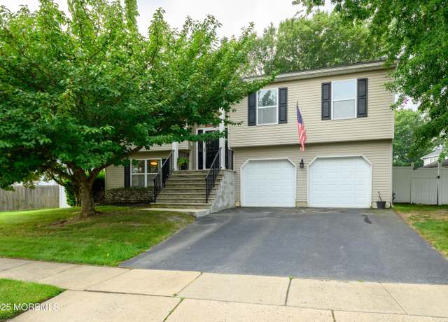 Property at 18 Fella St, Howell, NJ 07731, 4 beds, 1.5 baths
