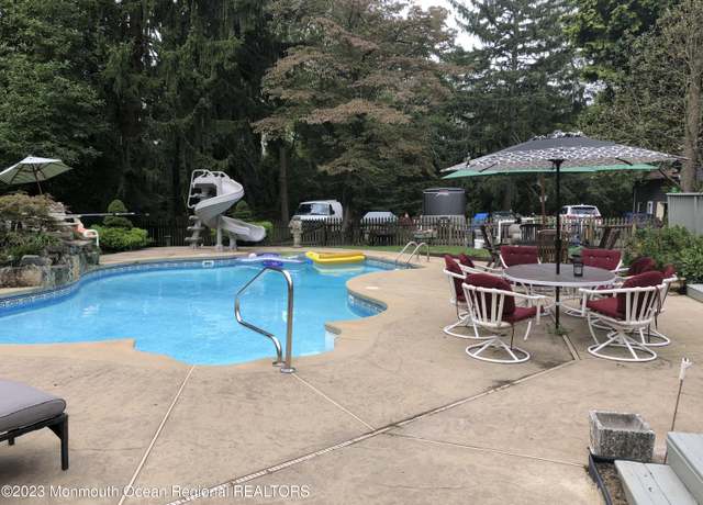 Property at 29-31 Marshall Dr, Ocean Twp, NJ 07712, 4 beds, 2.5 baths