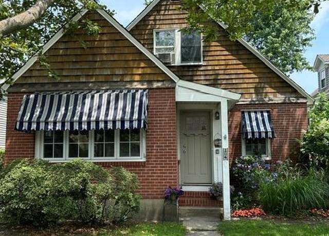 Property at 104 Osborne Ave, Bay Head, NJ 08742, 4 beds, 2 baths