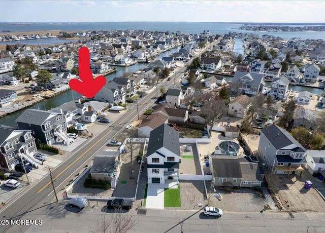 Property at 660 Drum Point Rd, Brick, NJ 08723, 3 beds, 1 bath