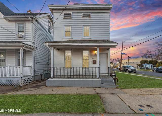 Property at 335 Jones Ave, Burlington, NJ 08016, 3 beds, 1.5 baths