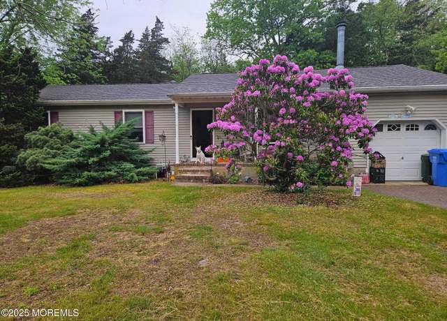 Property at 124 Cedar Swamp Rd, Jackson, NJ 08527, 3 beds, 2 baths