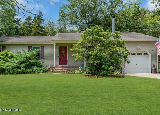Property at 124 Cedar Swamp Rd, Jackson, NJ 08527, 3 beds, 2 baths